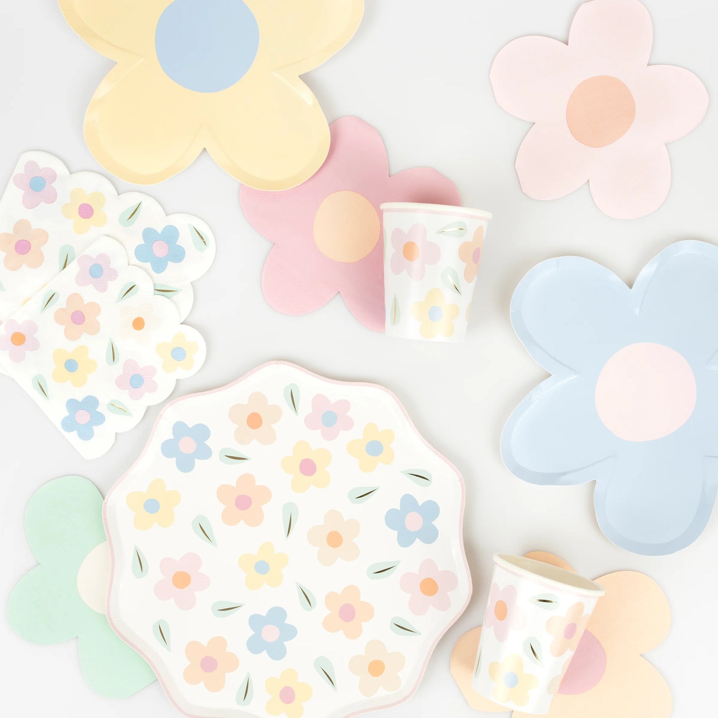 8 pratos de jantar Happy Flowers